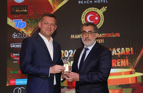 KAYMAKAM ÜRKMEZER, 2024 ALANYA MEDYA BAŞARI ÖDÜLLERİ TÖRENİ'NE KATILDI